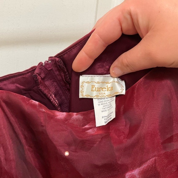 Dress - Picture 4 of 4